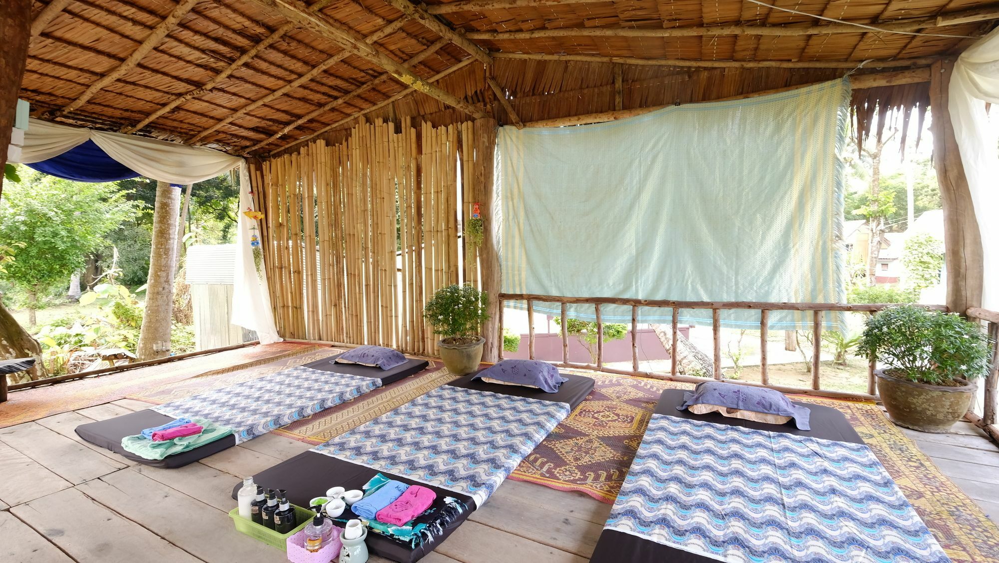 Lanta Sunmoon Bungalow Koh Lanta Exterior photo